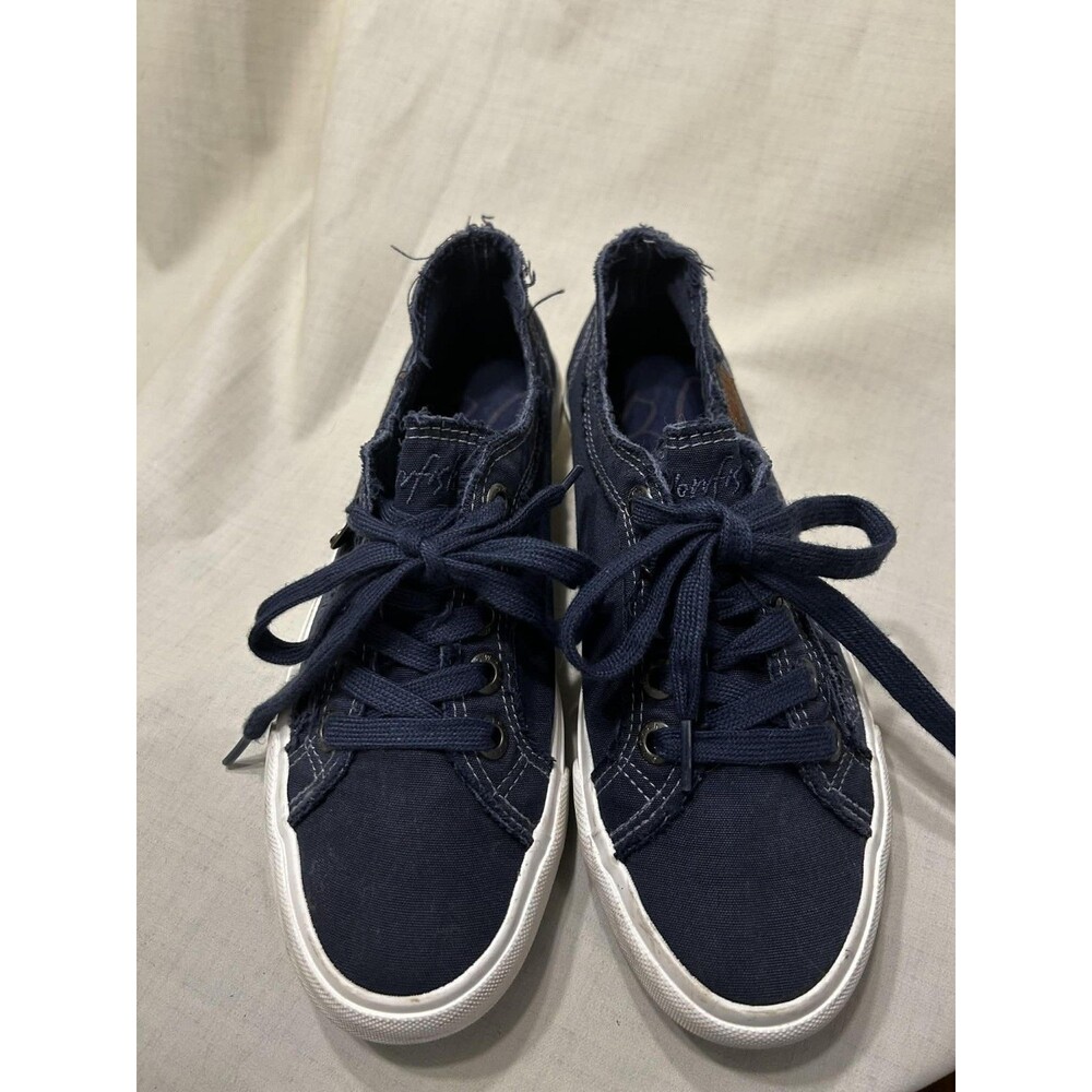 Blowfish Denim Blue Sneaker Size 8 Women’s Zipper